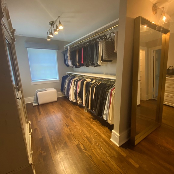 Meet your Posher, Francesca - Picture 2 of 6